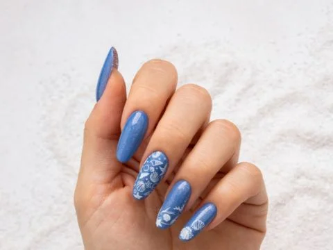 Manucure stamping theme marin