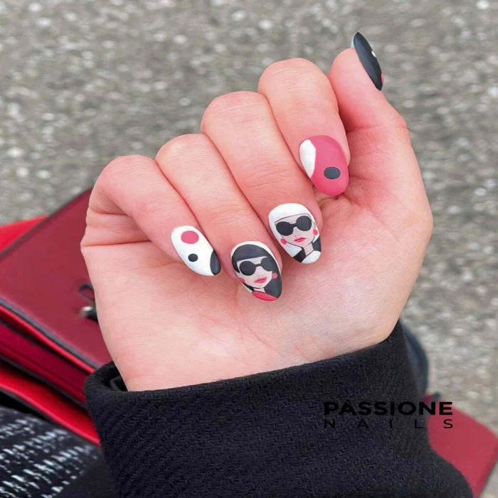Comic Nails: the cartoon nails that will win you over!