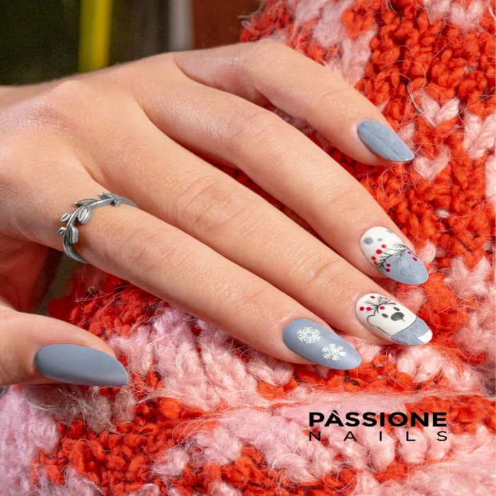 Christmas nail designs: for alternative yet timeless nails!