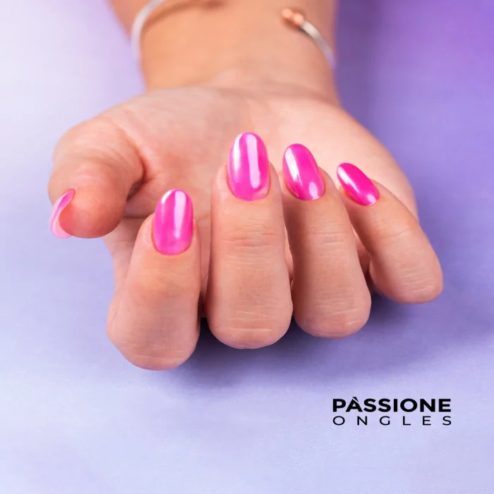 Glass Nails, la tendance des ongles glass