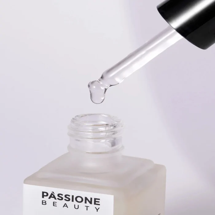 Olio per cuticole: a cosa serve e come si applica