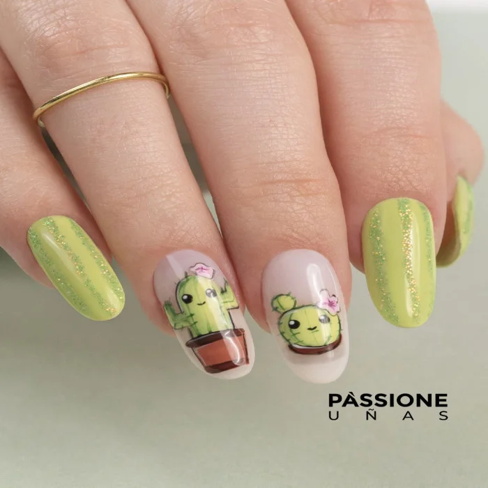 Dibujos en uñas a mano alzada, la última frontera del nail art