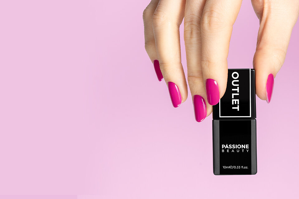 Passione Beauty outlet nail products, professional range including gel polish, nail enhancement, nail art and nail care essentials