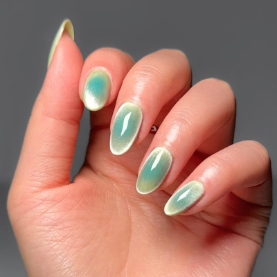 unghie a mandorla estive aura nails