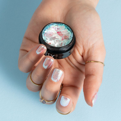 ongle paillettes