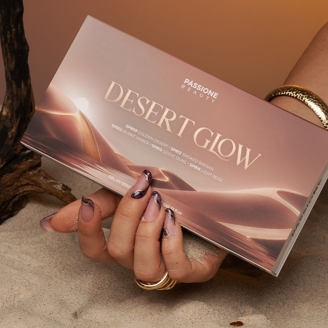 Cofanetto Passione Beauty Desert Glow con smalti semipermanenti effetto nude rosato, manicure professionale e prodotti per ricostruzione unghie.