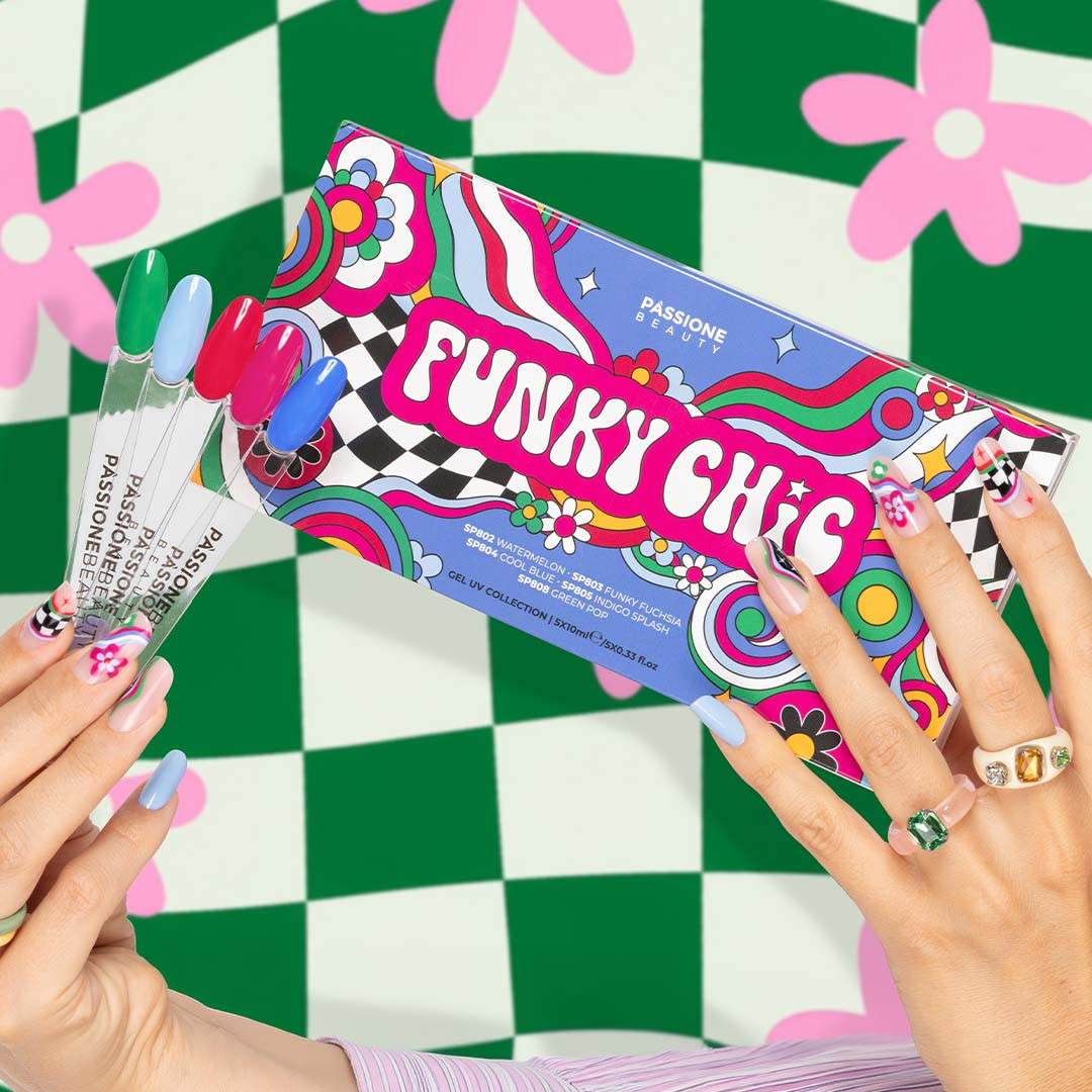 Passione Beauty: manicure con smalti semipermanenti multicolor e nail art pop accanto alla collezione Funky Chic.