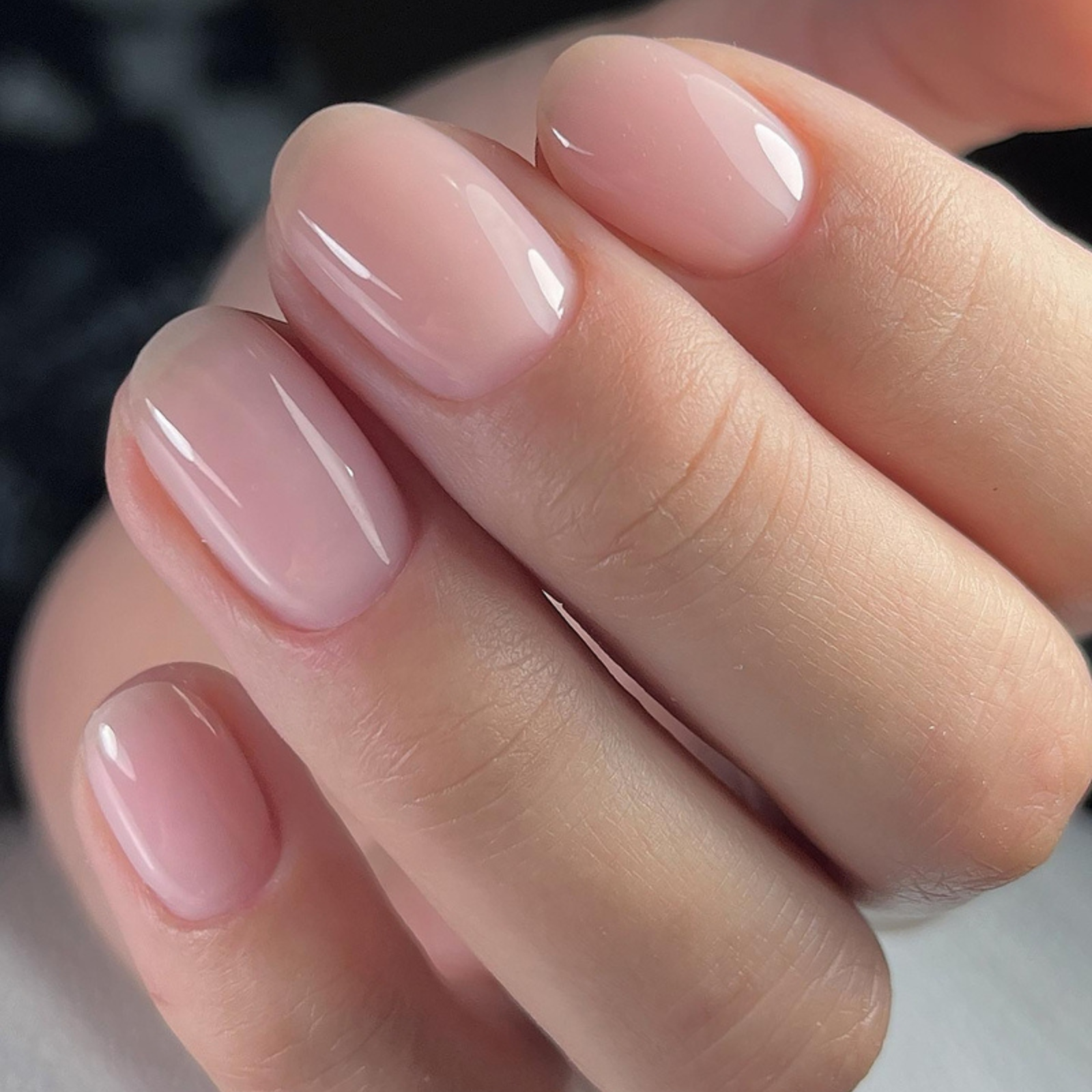 unghie mangiate normali