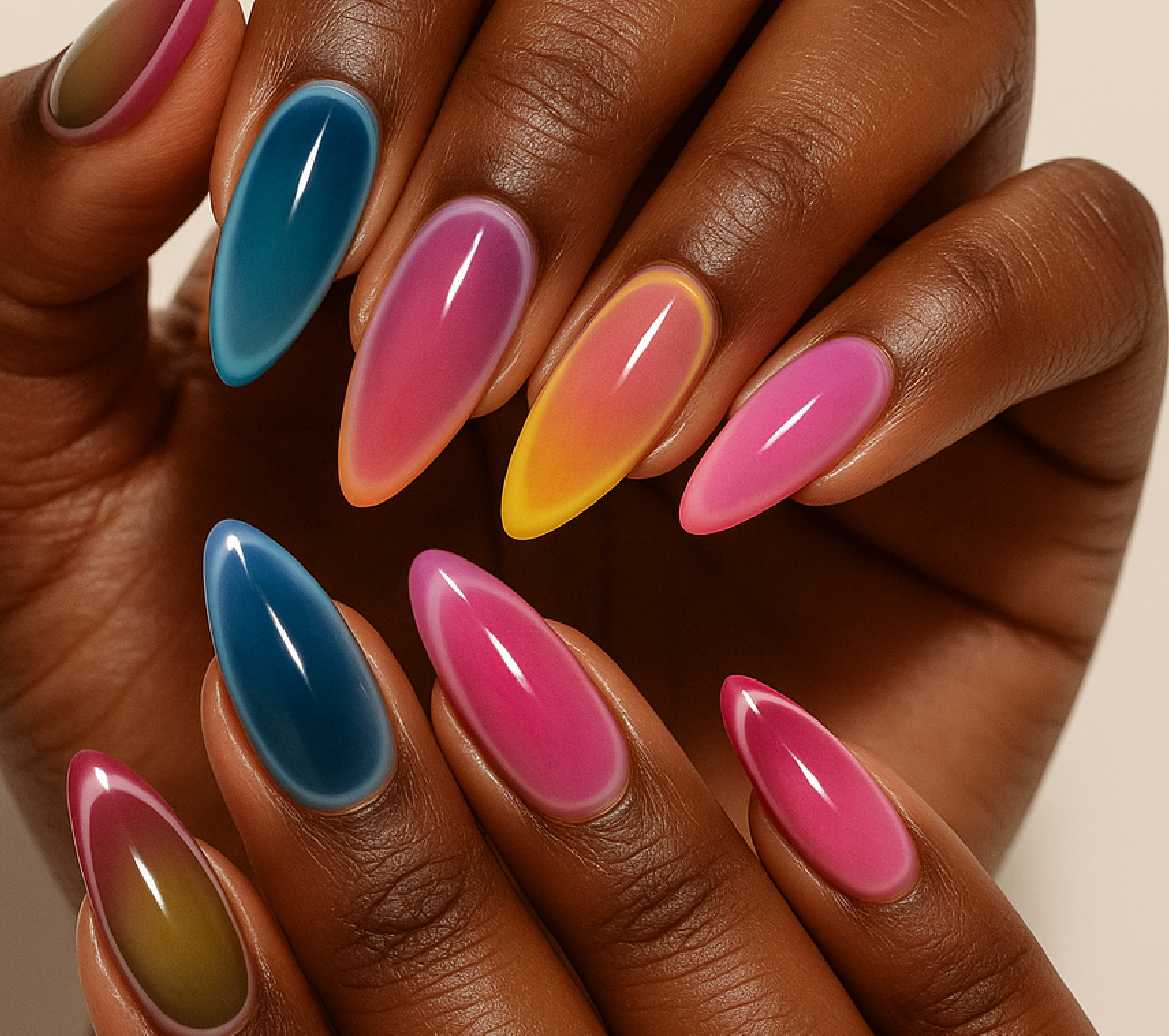 Aura_nails