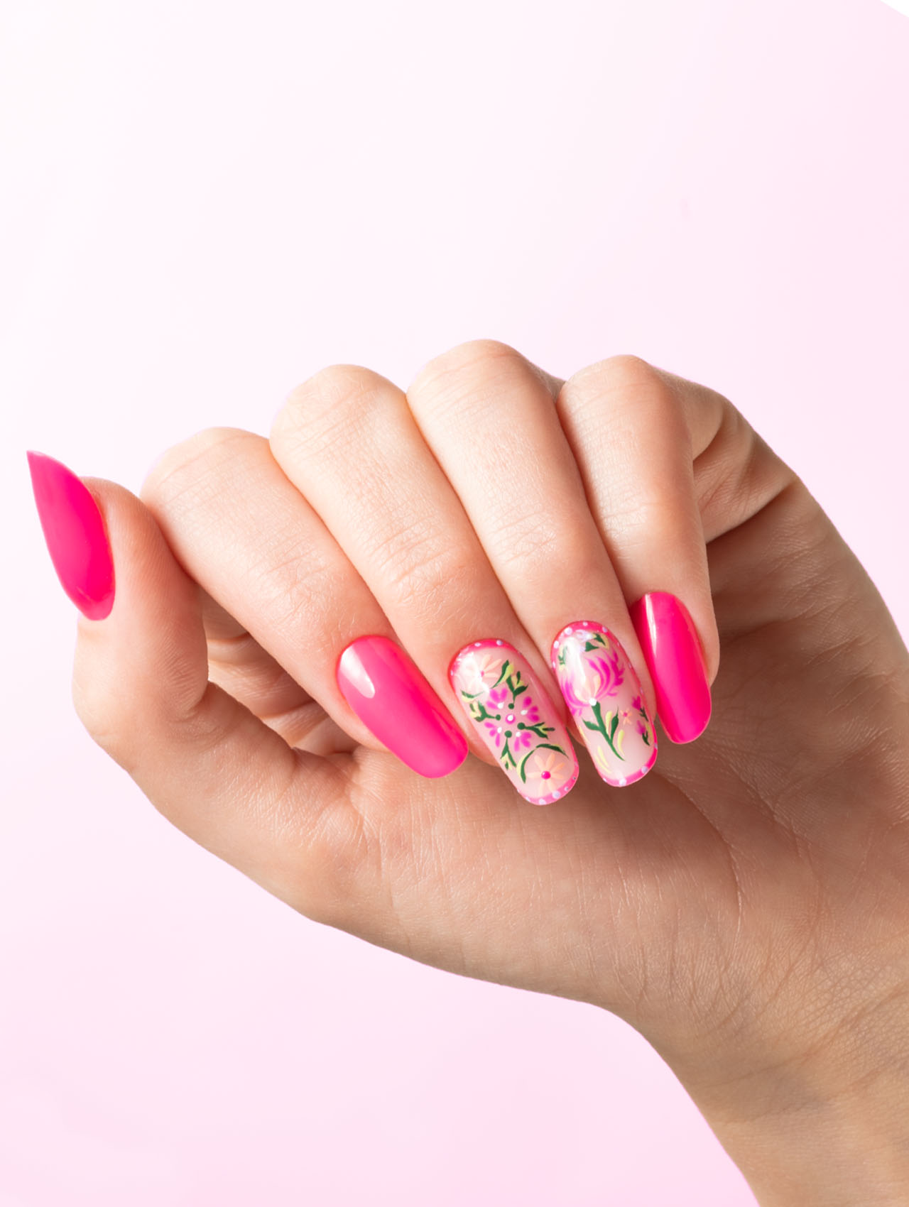 BLOG-COPERTINA-ARTICOLO-1280X1700-UNGHIE-PRIMAVERA-ES