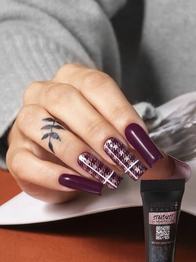 unghie rosse natale pied de poule