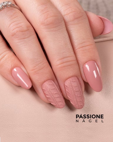 Nude Nailart 2023