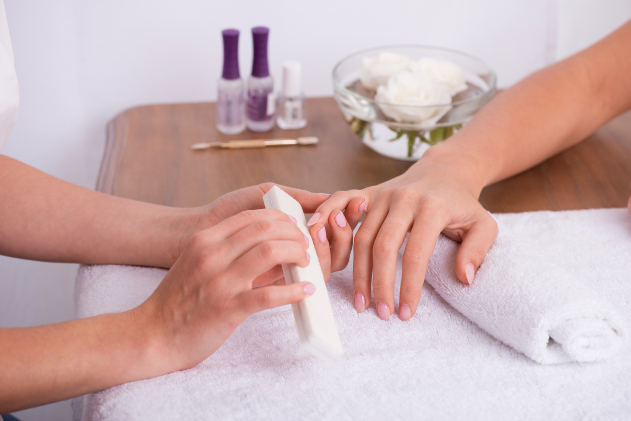 Nail_prepping-limatura