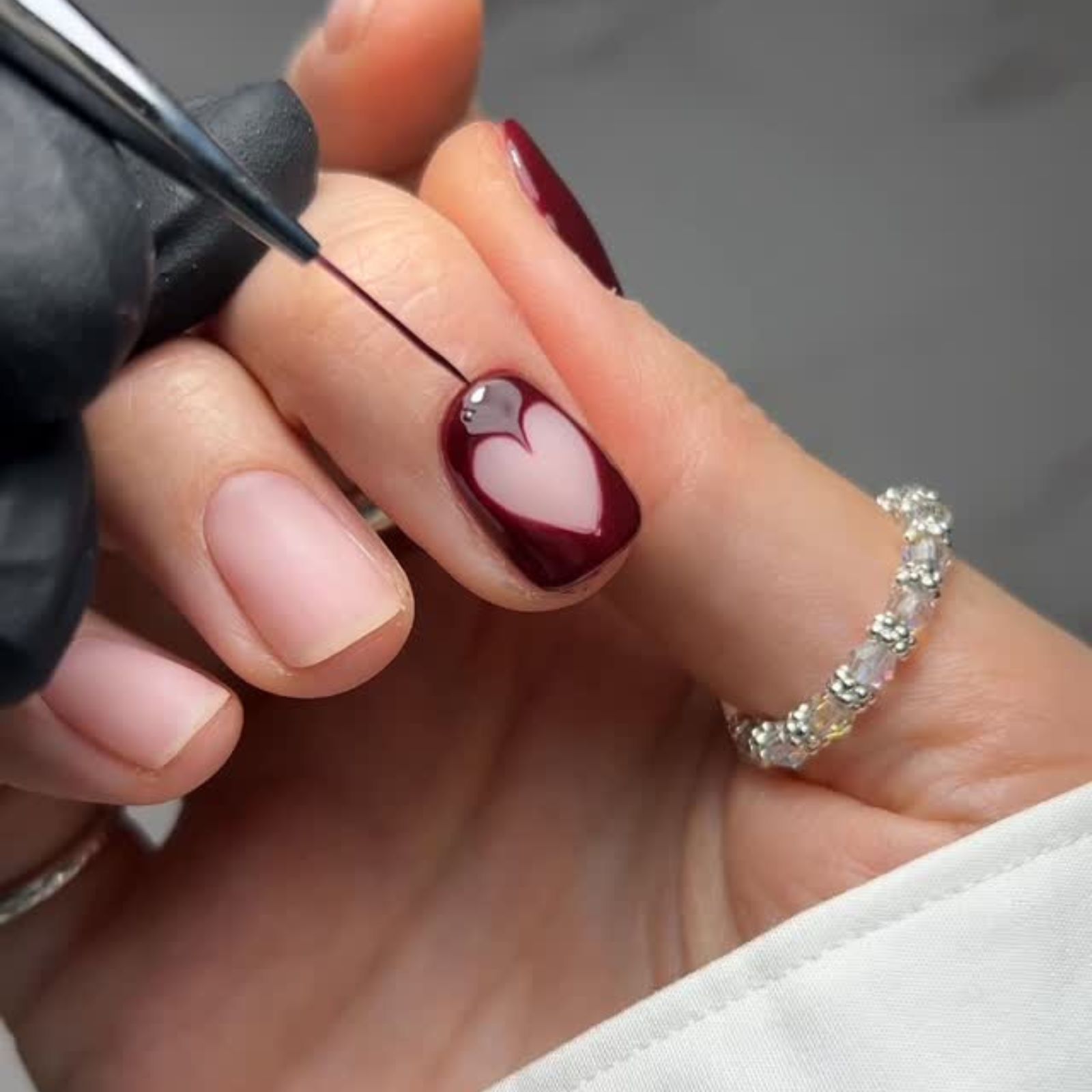 unghie corte san valentino cuore